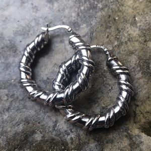 Sterling Hoop Earrings Twist design 1 1/4”